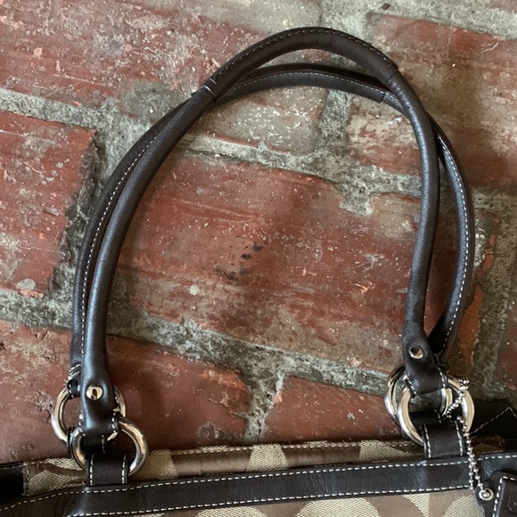 Coach Handbag - Picture 4 of 4